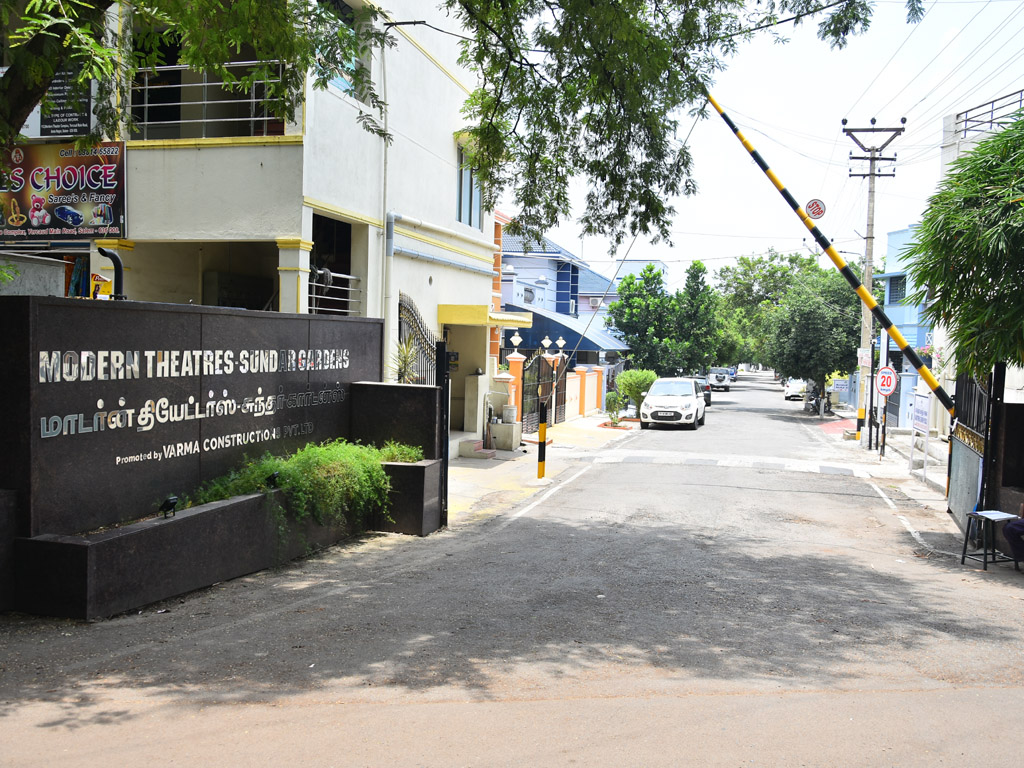 Modern Theatres Complex